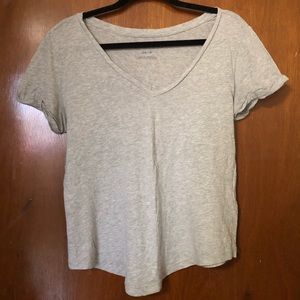 ⭐️ 2 for $10 ⭐️ Aeropostale Grey V-neck T-shirt